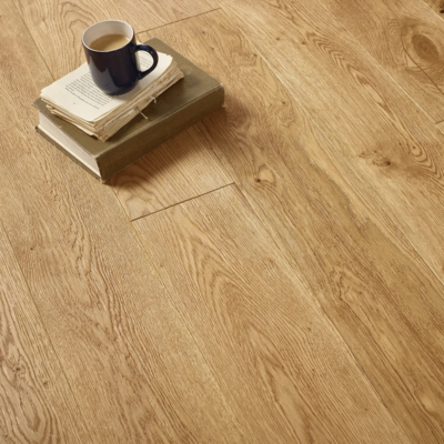 Nature 20/6 x 180mm Brushed Natural Oak Handscraped Engineered Wood Flooring